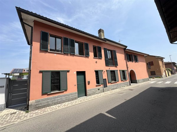 casa indipendente in vendita a Sant'Angelo Lodigiano