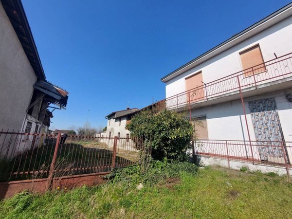 casa indipendente in vendita a Sant'Angelo Lodigiano in zona Ranera