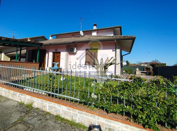 casa indipendente in vendita a Sant'Angelo Lodigiano