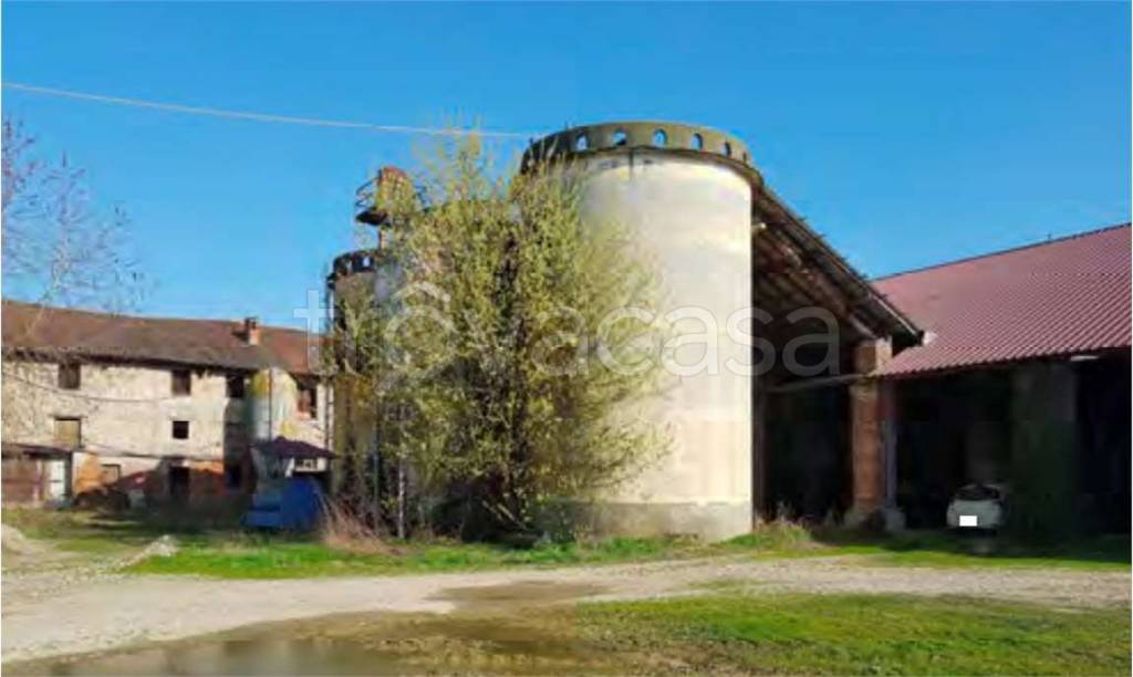 casa indipendente in vendita a Sant'Angelo Lodigiano