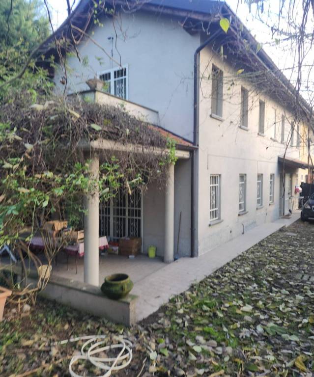 casa indipendente in vendita a Sant'Angelo Lodigiano