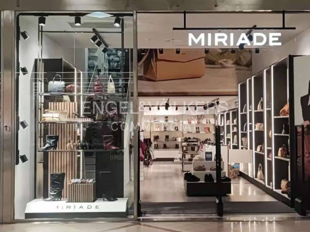 negozio in vendita a Sant'Angelo Lodigiano