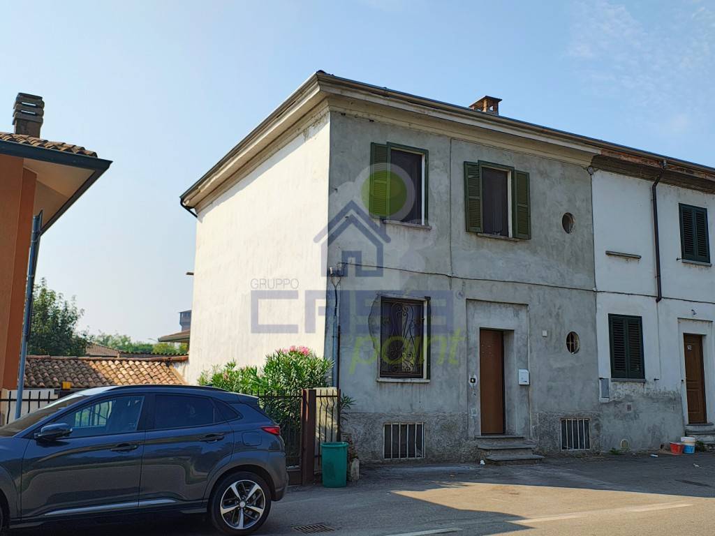 casa indipendente in vendita a Sant'Angelo Lodigiano