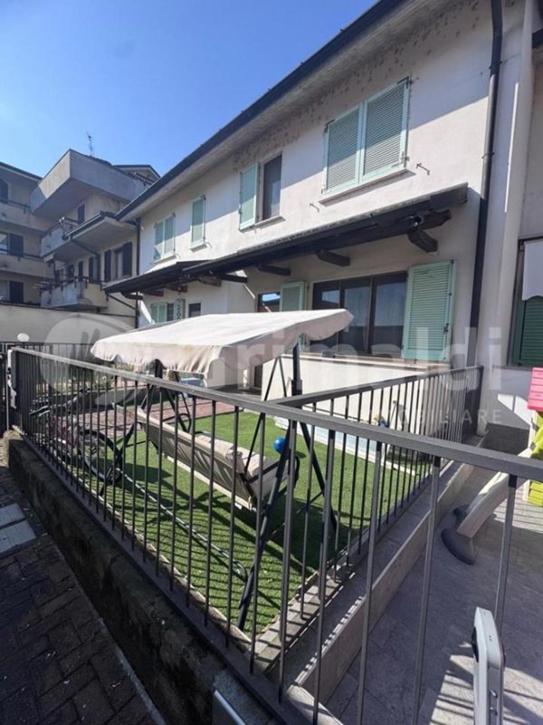 casa indipendente in vendita a Sant'Angelo Lodigiano