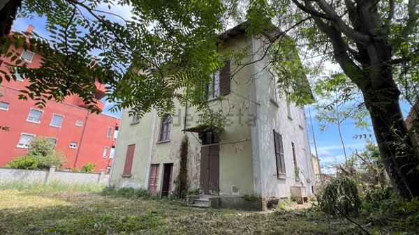 casa indipendente in vendita a Sant'Angelo Lodigiano