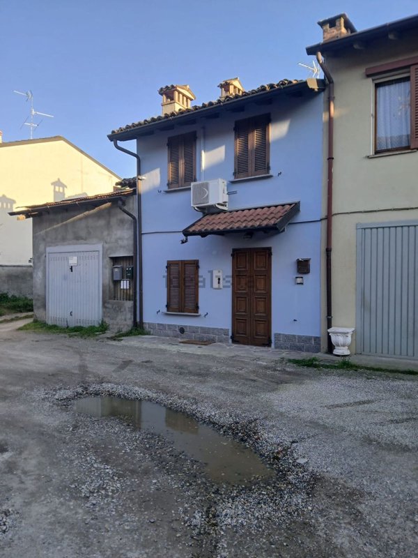 casa indipendente in vendita a Sant'Angelo Lodigiano