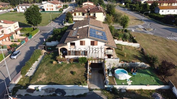 casa indipendente in vendita a Sant'Angelo Lodigiano