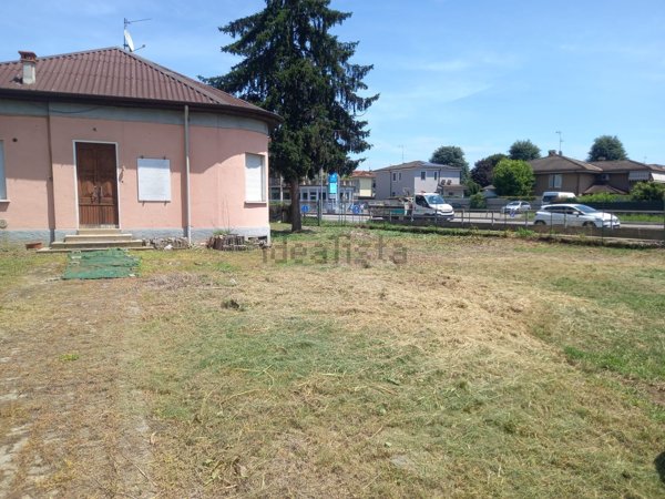 casa indipendente in vendita a Sant'Angelo Lodigiano