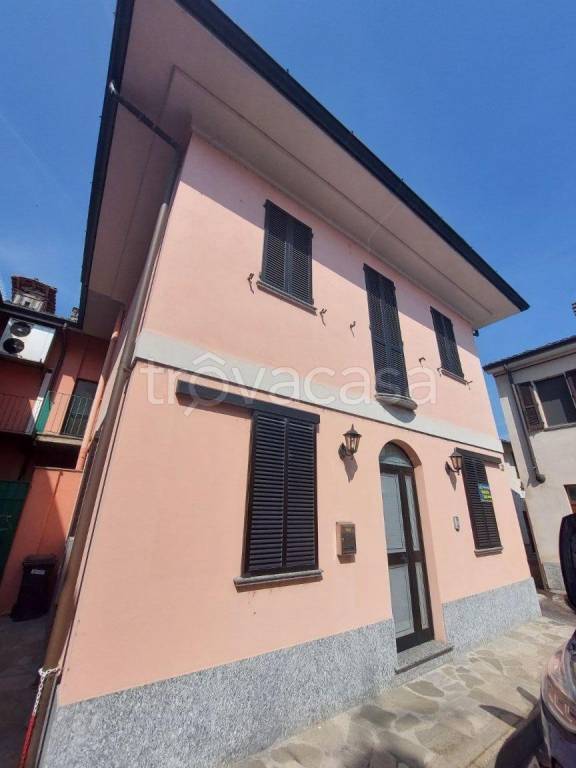 casa indipendente in vendita a Sant'Angelo Lodigiano