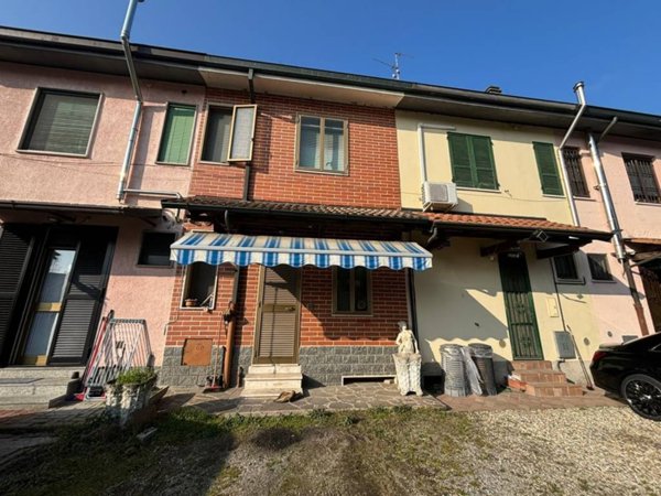 casa indipendente in vendita a Sant'Angelo Lodigiano