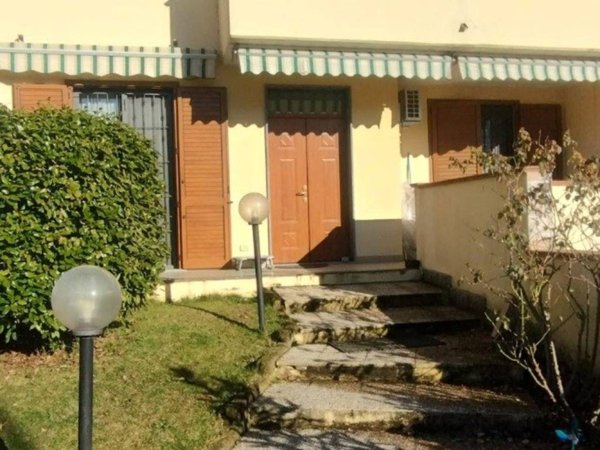 casa indipendente in vendita a Sant'Angelo Lodigiano