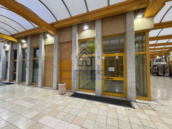 ufficio in vendita a Sant'Angelo Lodigiano