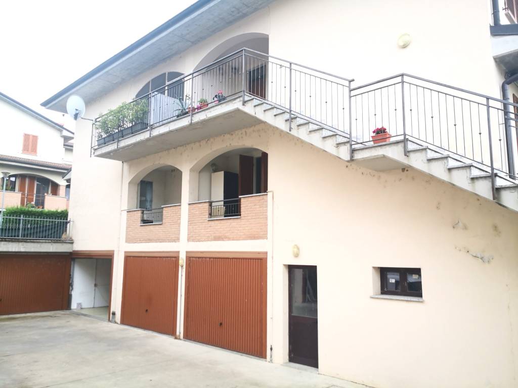 appartamento in vendita a Sant'Angelo Lodigiano in zona Domodossola