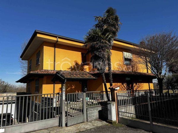 casa indipendente in vendita a Sant'Angelo Lodigiano