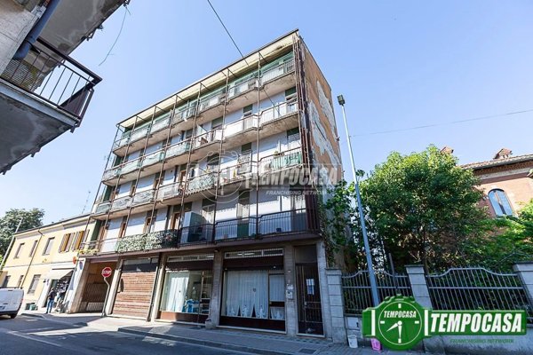 locale commerciale in vendita a Sant'Angelo Lodigiano