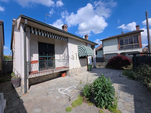 casa indipendente in vendita a Sant'Angelo Lodigiano