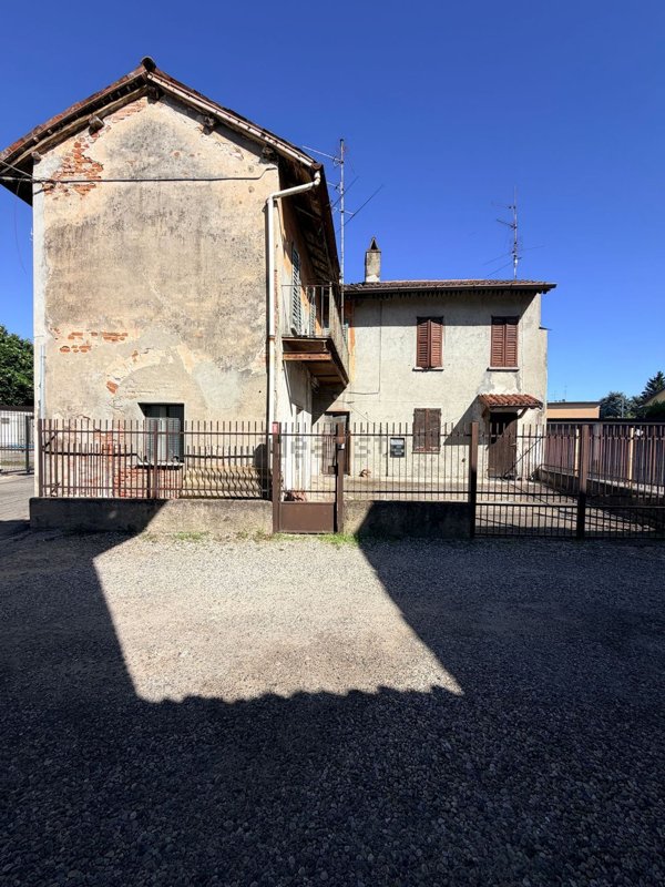 casa indipendente in vendita a Sant'Angelo Lodigiano