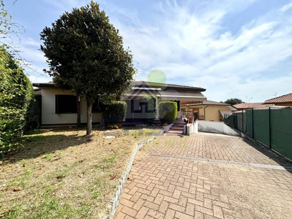 casa indipendente in vendita a Sant'Angelo Lodigiano