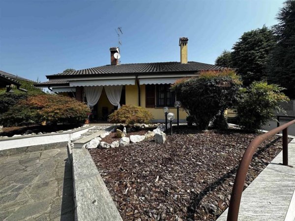 casa indipendente in vendita a Sant'Angelo Lodigiano