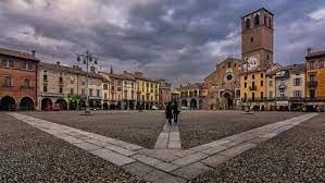 casa indipendente in vendita a Santo Stefano Lodigiano