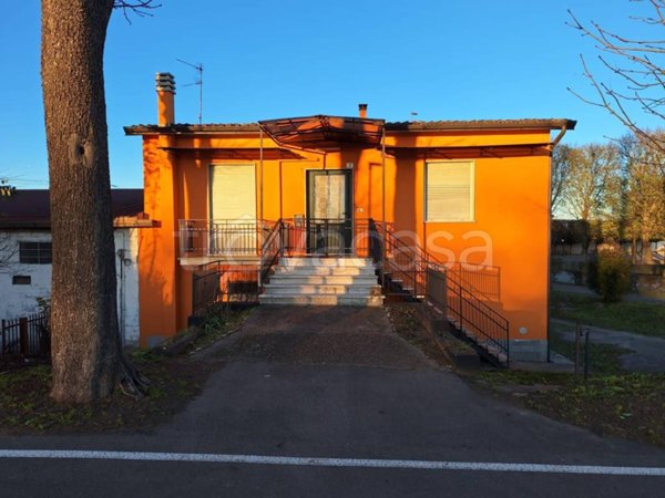 casa indipendente in vendita a Santo Stefano Lodigiano
