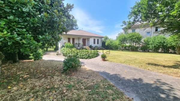casa indipendente in vendita a Santo Stefano Lodigiano