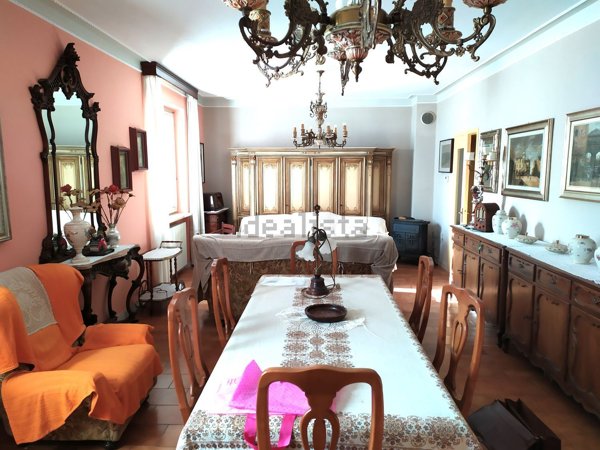 casa indipendente in vendita a Santo Stefano Lodigiano