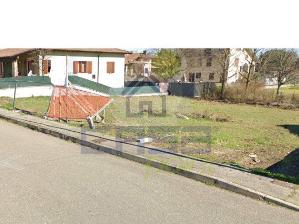 casa indipendente in vendita a Santo Stefano Lodigiano