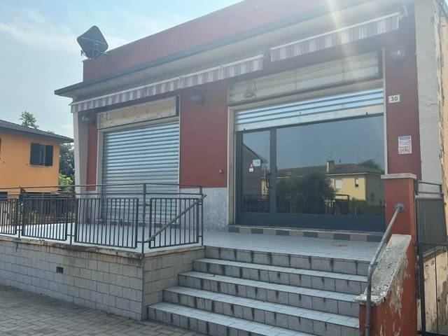 negozio in vendita a Santo Stefano Lodigiano