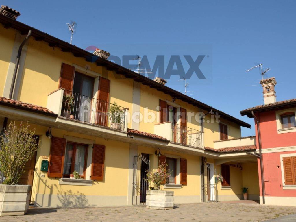 casa indipendente in vendita a Santo Stefano Lodigiano in zona Franca