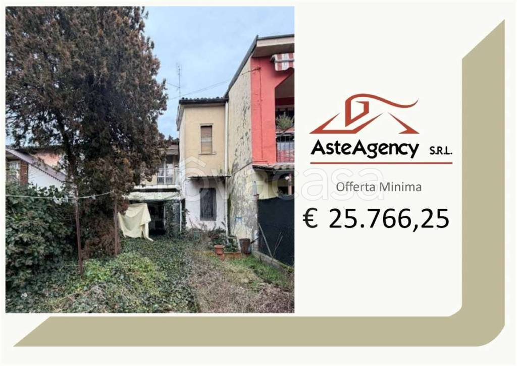 casa indipendente in vendita a Santo Stefano Lodigiano in zona San Rocco