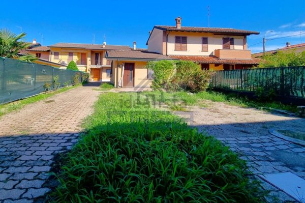 appartamento in vendita a Secugnago