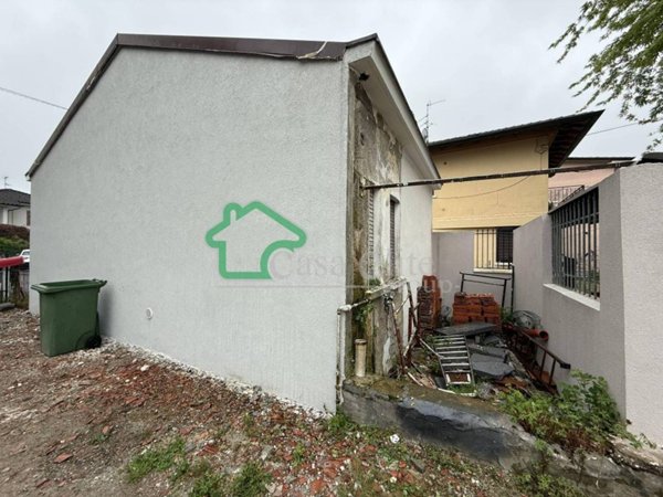 casa indipendente in vendita a Secugnago
