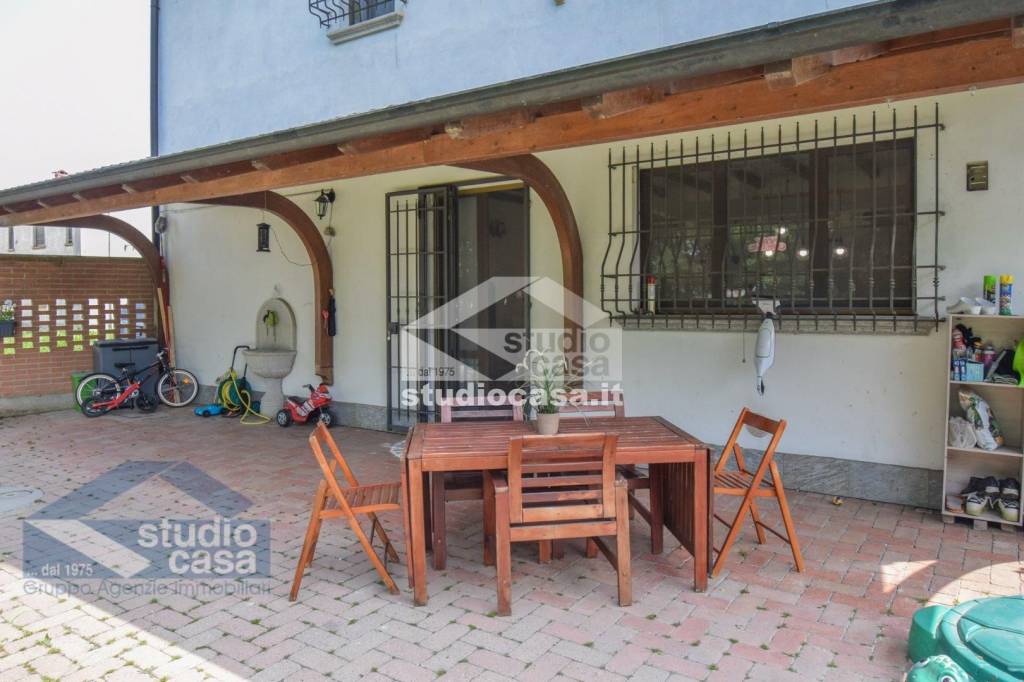 casa indipendente in vendita a Secugnago