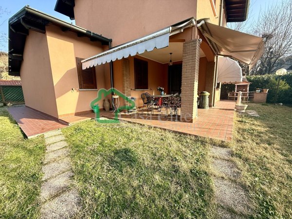 casa indipendente in vendita a Secugnago