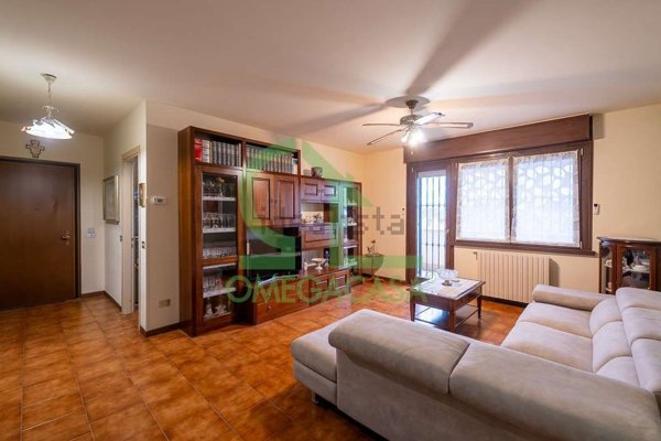 appartamento in vendita a Secugnago