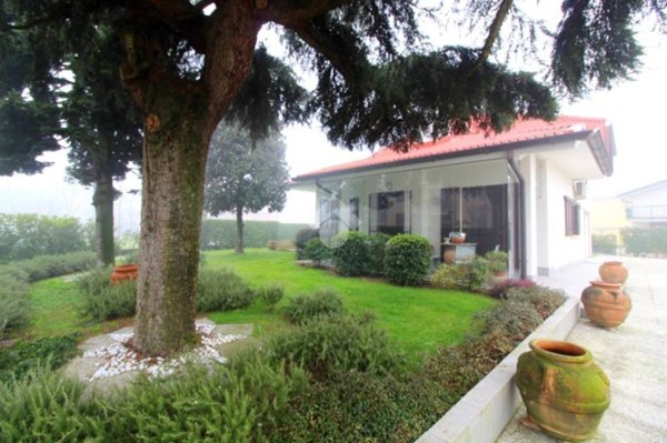 casa indipendente in vendita a Secugnago