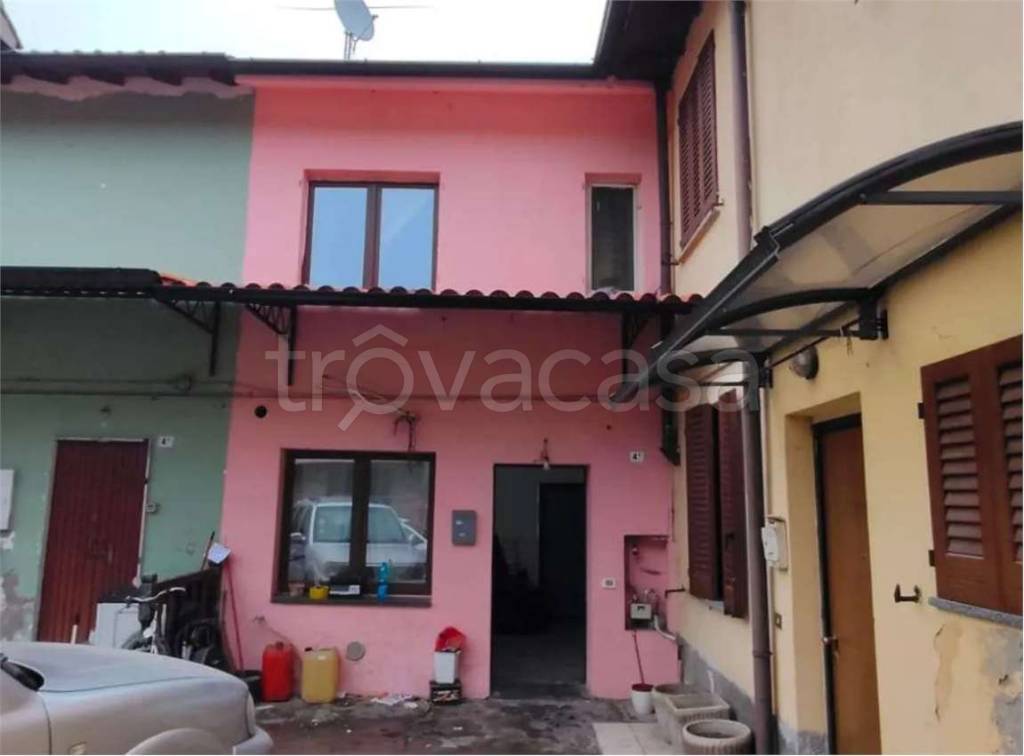 casa indipendente in vendita a Secugnago