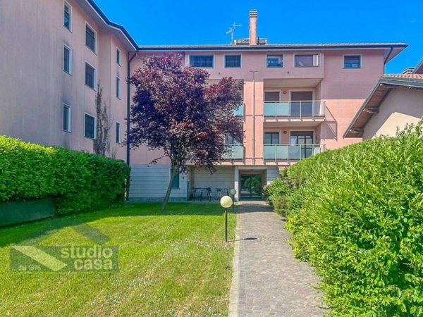 appartamento in vendita a Secugnago