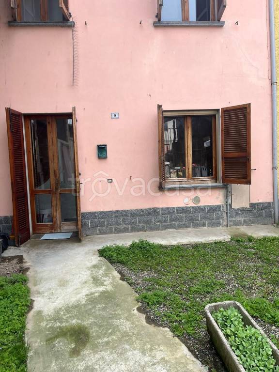 casa indipendente in vendita a Senna Lodigiana