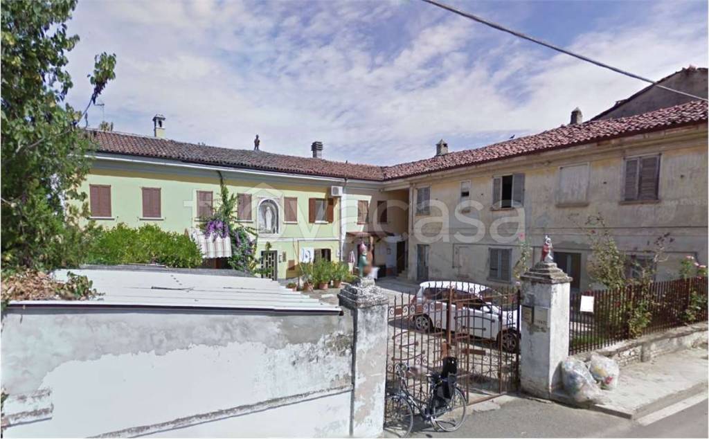 appartamento in vendita a Senna Lodigiana in zona Guzzafame
