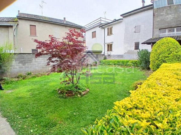casa indipendente in vendita a Senna Lodigiana in zona Mirabello