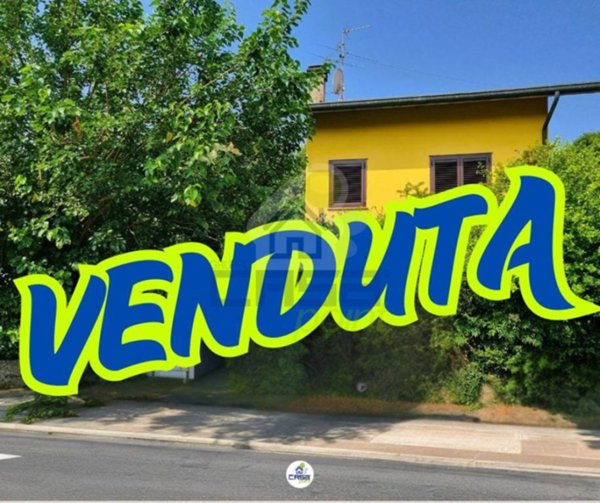 casa indipendente in vendita a Senna Lodigiana