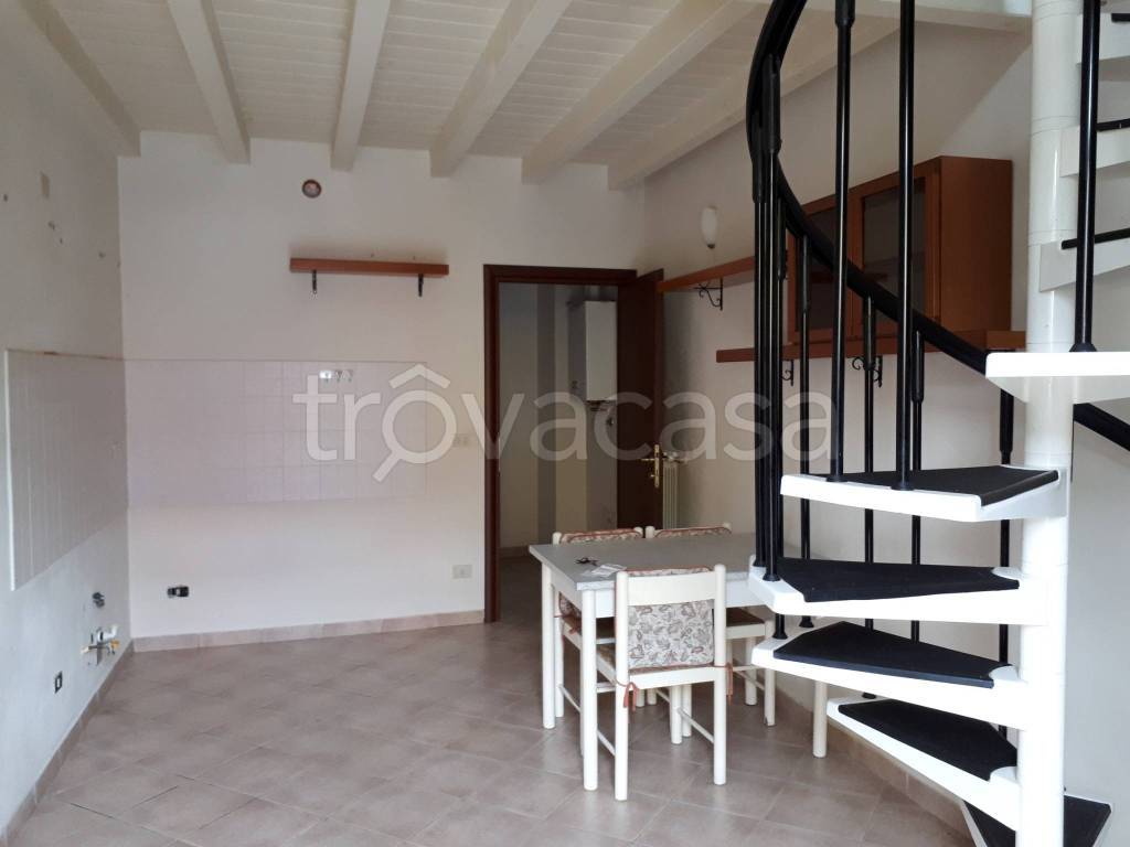 casa indipendente in vendita a Senna Lodigiana