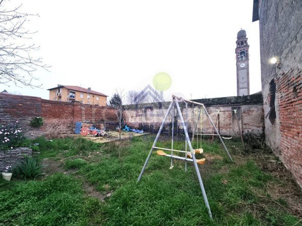 casa indipendente in vendita a Somaglia in zona San Martino Pizzolano