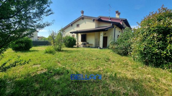 casa indipendente in vendita a Somaglia