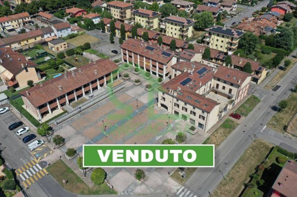 appartamento in vendita a Somaglia