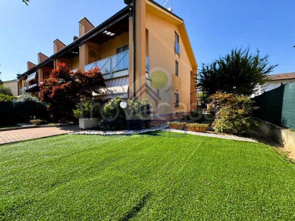 casa indipendente in vendita a Somaglia