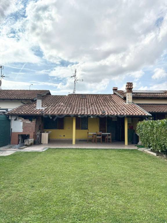 casa indipendente in vendita a Somaglia