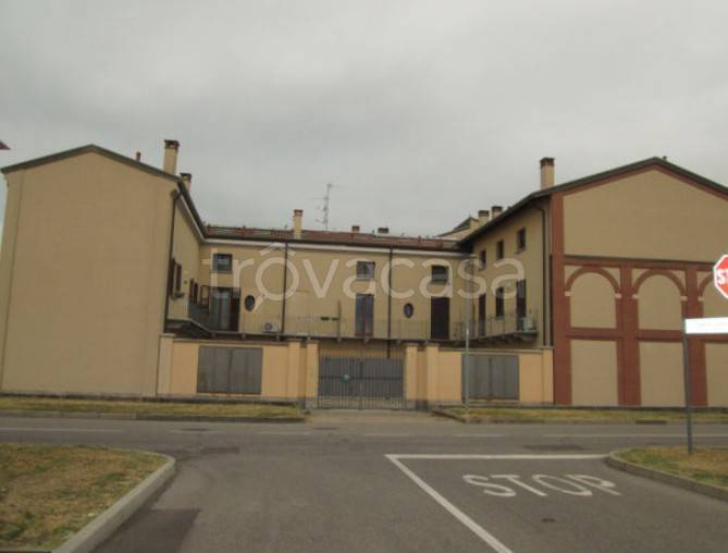 appartamento in vendita a Somaglia